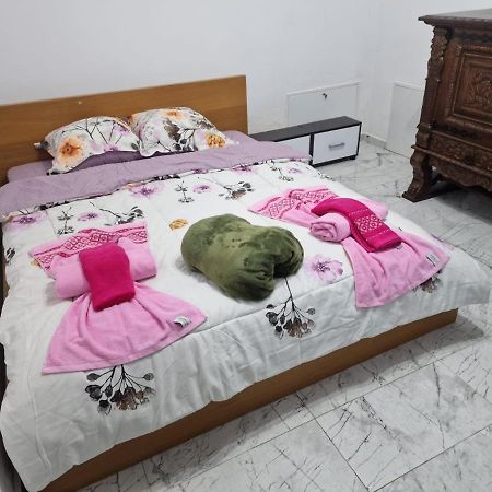 Hotel Casa Iuliana à Horezu Extérieur photo